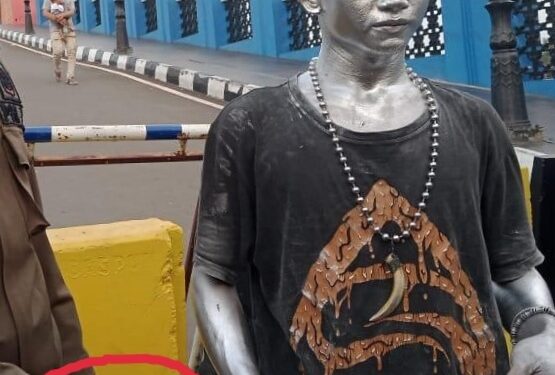 ( Oknum Manusia Silvet Yang Meresahkan Pengunjung Kali Cisadane Membawa Obat-obatan Terlarang)
